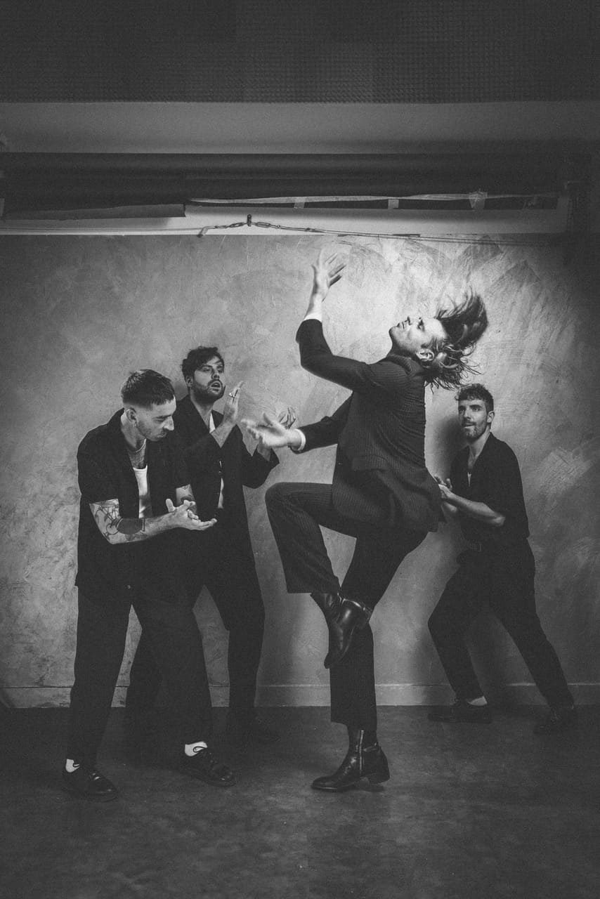 Sanguine - Dead Chic