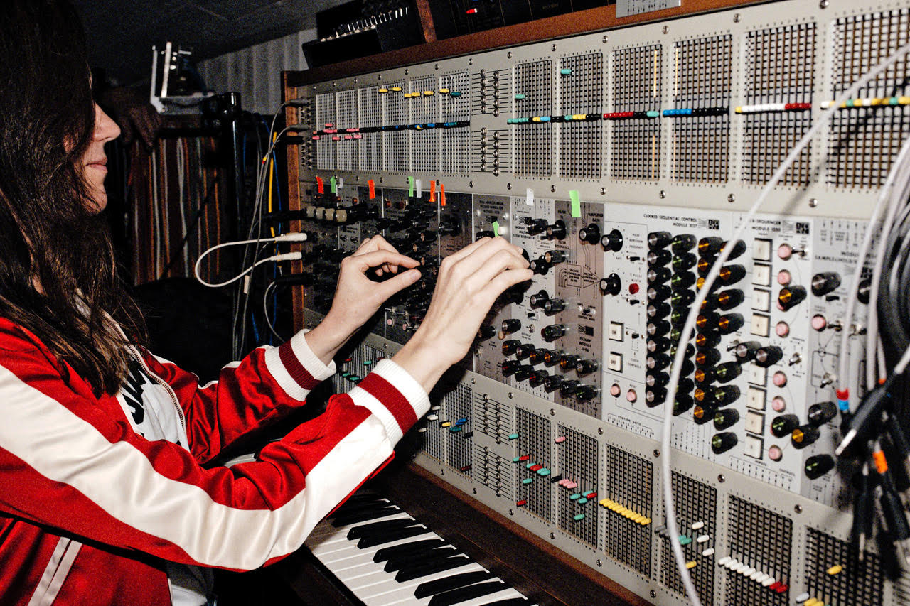 CRÉATION : PIONNIÈRES par DeLaurentis